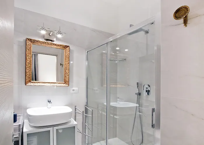 Imhome - Porta Romana 3*